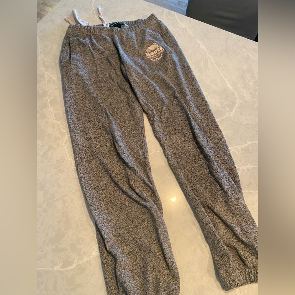 Women’s size small ROOTS joggers